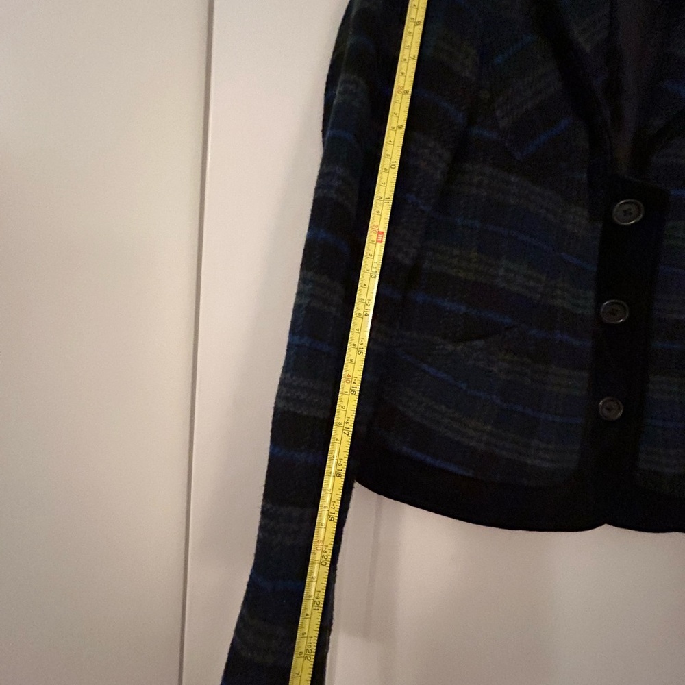 Women’s wool jacket - Picture 2 of 10